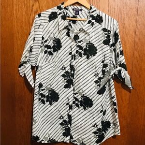 NEW Roaman’s Floral Striped Size 24W Women's Top Shirt Blouse Print Button Down